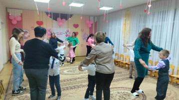 "Мама - мое Солнце" - праздник, посвященный Дню Матери "Мама - мое Солнце" - праздник, посвященный Дню Матери.